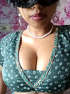 sandy naughty online show from March 14, 2026, 8:42 am