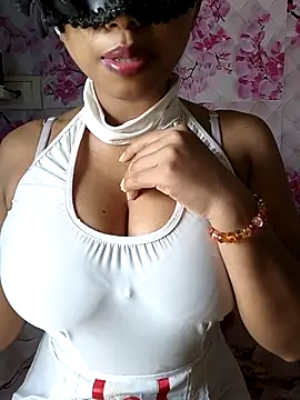 sandy naughty online show from April 26, 2026, 4:10 am