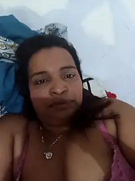 Snapshot of _violetta_- chatting on March 28, 2026, 12:28 pm violetta - online show from March 28, 2026, 12:28 pm