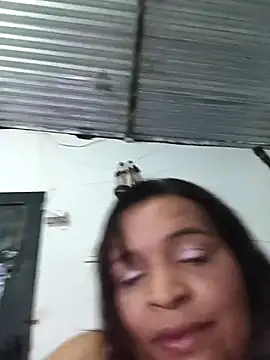 Snapshot of _violetta_- chatting on January 14, 2026, 11:14 am violetta - online show from January 14, 2026, 11:14 am