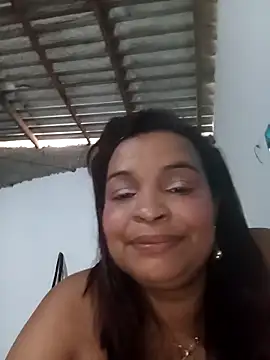 Snapshot of _violetta_- chatting on May 12, 2026, 1:06 pm violetta - online show from May 12, 2026, 1:06 pm