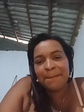 Snapshot of _violetta_- chatting on May 27, 2026, 2:02 pm violetta - online show from May 27, 2026, 2:02 pm