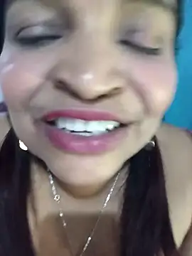 Snapshot of _violetta_- chatting on March 22, 2026, 11:17 pm violetta - online show from March 22, 2026, 11:17 pm
