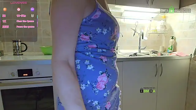 Snapshot of MilfeaN chatting on November 29, 2025, 6:02 am MilfeaN online show from November 29, 2025, 6:02 am