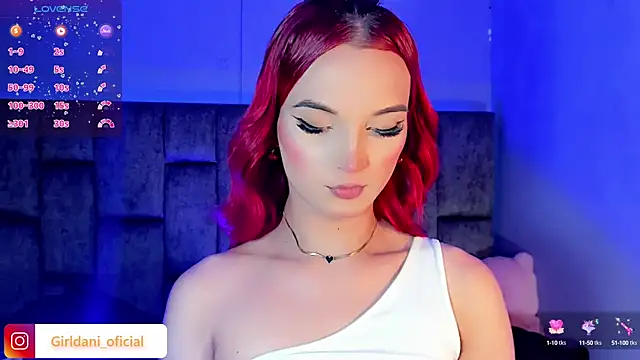 Snapshot of Liittle_foxxxy chatting on March 18, 2025, 6:17 am Liittle foxxxy online show from March 18, 2025, 6:17 am