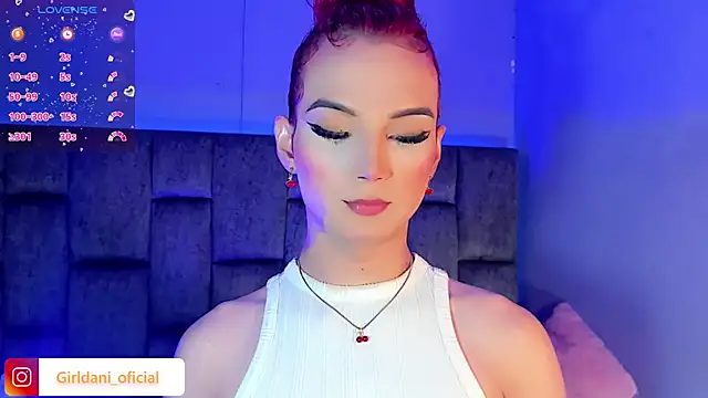 Snapshot of Liittle_foxxxy chatting on February 28, 2025, 9:36 am Liittle foxxxy online show from February 28, 2025, 9:36 am