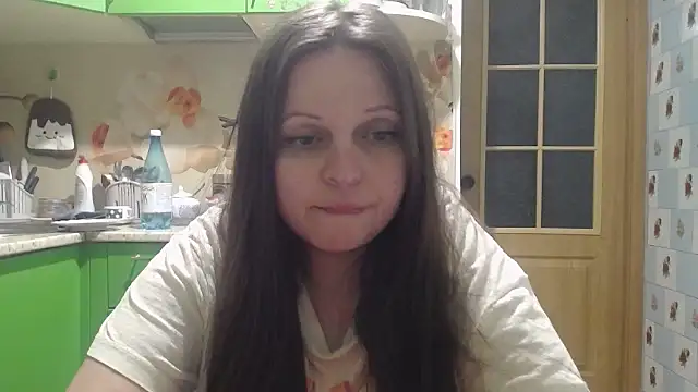 Snapshot of CatMelissa chatting on April 17, 2026, 9:39 pm CatMelissa online show from April 17, 2026, 9:39 pm
