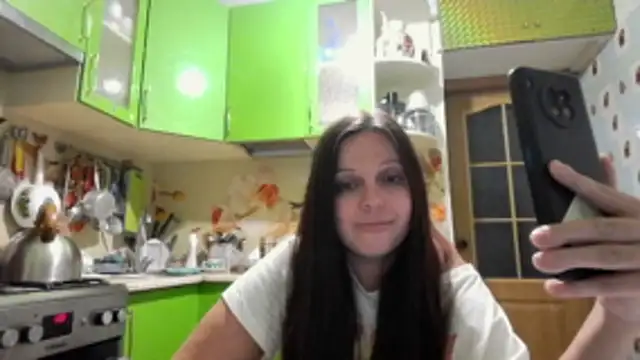 Snapshot of CatMelissa chatting on October 28, 2025, 9:58 pm CatMelissa online show from October 28, 2025, 9:58 pm