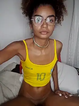 Emanuelle manu online show from June 20, 2026, 1:10 am