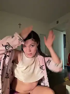 ladylavish online show from December 15, 2024, 1:35 am