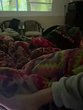 Snapshot of Rhythm_Rhyme chatting on January 5, 2025, 9:14 pm Rhythm Rhyme online show from January 5, 2025, 9:14 pm