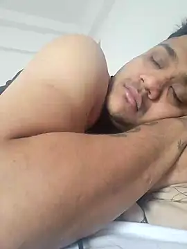 Snapshot of Rhythm_Rhyme chatting on December 16, 2024, 4:23 am Rhythm Rhyme online show from December 16, 2024, 4:23 am