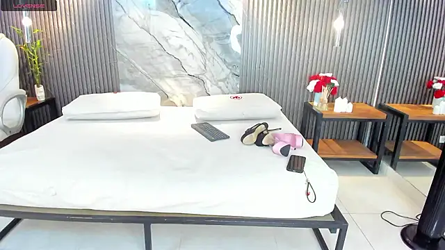 Snapshot of julietha_taylor chatting on February 2, 2026, 3:05 am julietha taylor online show from February 2, 2026, 3:05 am