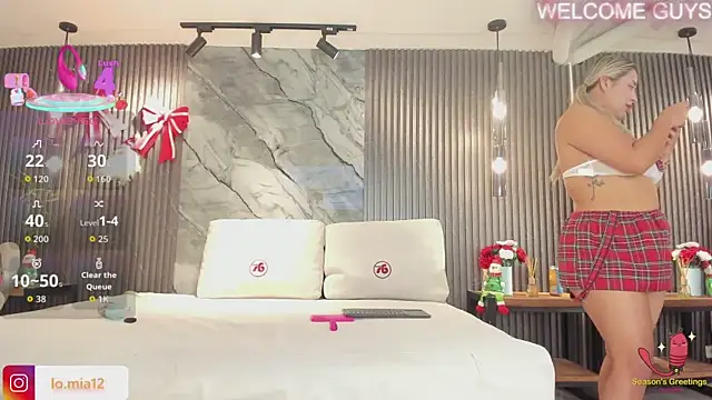 Snapshot of julietha_taylor chatting on December 3, 2025, 10:09 pm julietha taylor online show from December 3, 2025, 10:09 pm