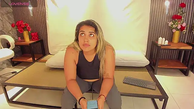 Snapshot of julietha_taylor chatting on March 19, 2026, 1:38 am julietha taylor online show from March 19, 2026, 1:38 am