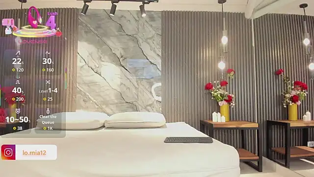 Snapshot of julietha_taylor chatting on April 14, 2026, 12:48 am julietha taylor online show from April 14, 2026, 12:48 am