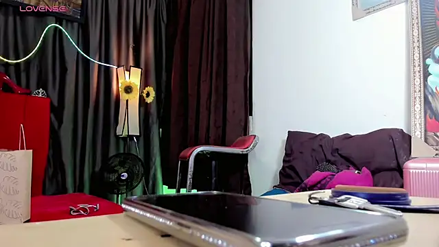 Gabyqueen70 online show from February 19, 2026, 3:03 am