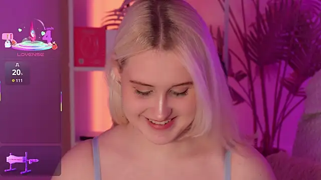 tiffannyjons online show from February 22, 2026, 6:09 pm