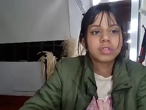 Snapshot of Valentinapatry1 chatting on December 8, 2024, 4:55 am Valentinapatry1 online show from December 8, 2024, 4:55 am