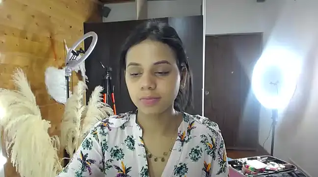 Snapshot of Valentinapatry1 chatting on March 5, 2025, 10:43 pm Valentinapatry1 online show from March 5, 2025, 10:43 pm