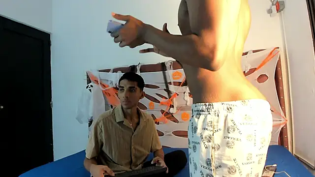 Snapshot of boys_yourparty chatting on October 17, 2025, 1:13 pm boys yourparty online show from October 17, 2025, 1:13 pm