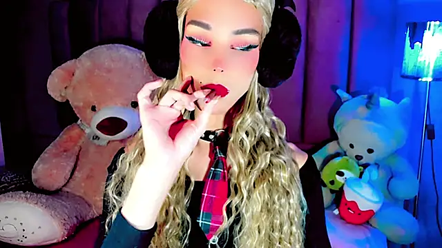 Snapshot of dollswit01 chatting on January 17, 2026, 3:48 pm dollswit01 online show from January 17, 2026, 3:48 pm