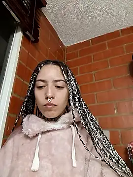 Scarllett BDSM online show from January 8, 2026, 12:05 am