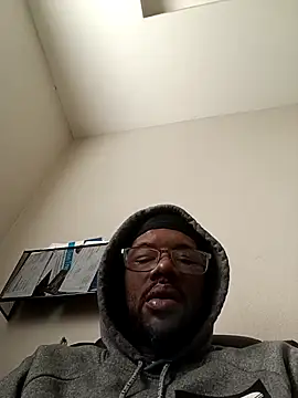 Snapshot of Txdarkmeat74 chatting on March 17, 2026, 1:47 pm Txdarkmeat74 online show from March 17, 2026, 1:47 pm