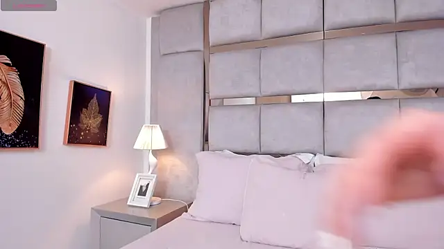 Snapshot of AmbarJensen chatting on March 8, 2025, 12:30 pm AmbarJensen online show from March 8, 2025, 12:30 pm