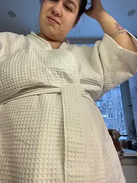 Snapshot of SuzieMurray chatting on January 10, 2026, 7:15 am SuzieMurray online show from January 10, 2026, 7:15 am