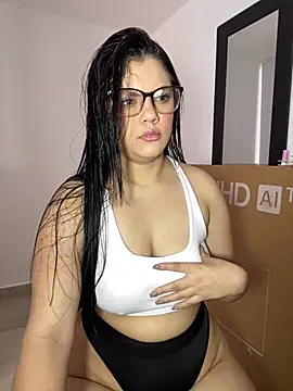 Snapshot of kimberlyhills1 chatting on November 23, 2025, 7:24 pm kimberlyhills1 online show from November 23, 2025, 7:24 pm