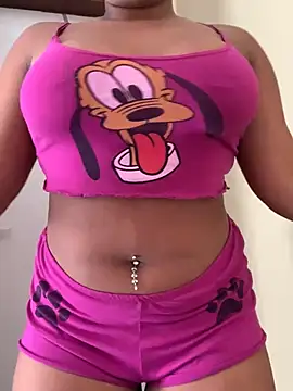 nanaypretinha online show from February 15, 2025, 6:23 pm