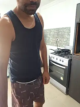 Snapshot of Alsaud1106 chatting on March 12, 2025, 5:38 pm Alsaud1106 online show from March 12, 2025, 5:38 pm