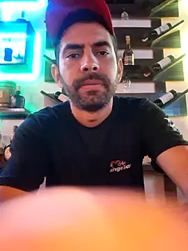 Snapshot of Alsaud1106 chatting on February 27, 2025, 2:14 am Alsaud1106 online show from February 27, 2025, 2:14 am