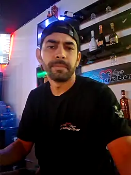 Snapshot of Alsaud1106 chatting on February 25, 2025, 11:15 pm Alsaud1106 online show from February 25, 2025, 11:15 pm