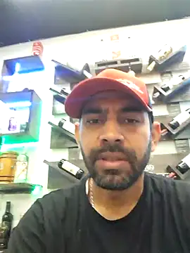 Snapshot of Alsaud1106 chatting on March 19, 2025, 7:17 pm Alsaud1106 online show from March 19, 2025, 7:17 pm