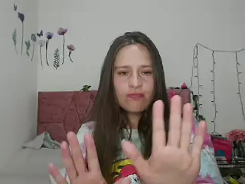 Snapshot of Serenity chatting on January 5, 2025, 12:09 am Serenity online show from January 5, 2025, 12:09 am