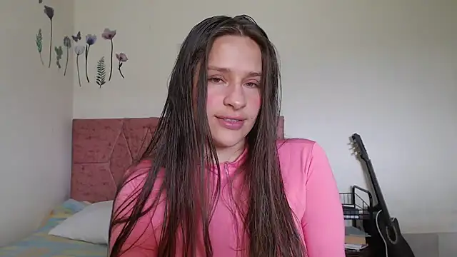 Snapshot of Serenity chatting on November 1, 2025, 6:02 pm Serenity online show from November 1, 2025, 6:02 pm