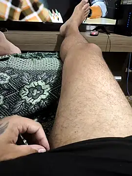 Snapshot of FABINHOSEOAU chatting on October 28, 2025, 2:01 am FABINHOSEOAU online show from October 28, 2025, 2:01 am