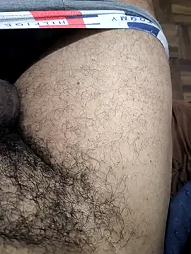 Snapshot of FABINHOSEOAU chatting on December 17, 2025, 2:49 am FABINHOSEOAU online show from December 17, 2025, 2:49 am