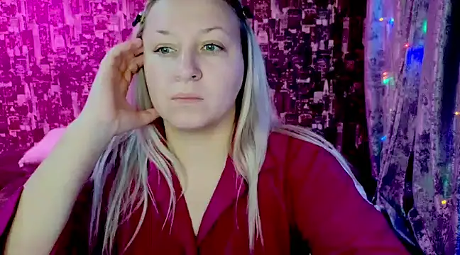 Snapshot of sarakatherin chatting on December 1, 2024, 11:21 pm sarakatherin online show from December 1, 2024, 11:21 pm