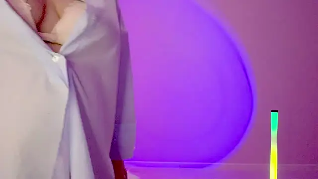 Snapshot of sarakatherin chatting on January 15, 2025, 6:54 am sarakatherin online show from January 15, 2025, 6:54 am