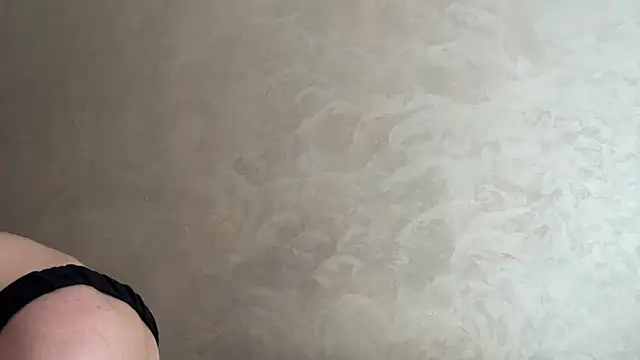 Snapshot of CaitlinaJayne23 chatting on April 17, 2026, 4:10 pm CaitlinaJayne23 online show from April 17, 2026, 4:10 pm