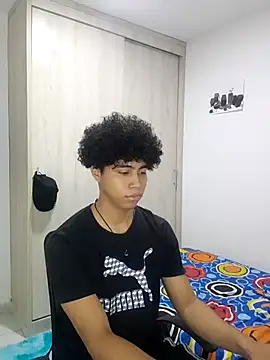 sexy diamante  online show from February 9, 2026, 8:01 am