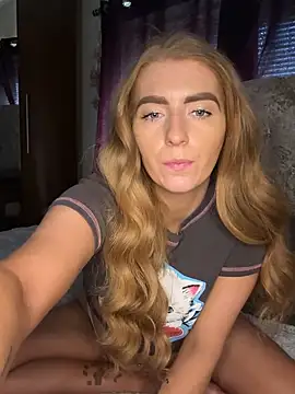 Snapshot of Summer_Paige chatting on March 10, 2025, 2:05 pm Summer Paige online show from March 10, 2025, 2:05 pm