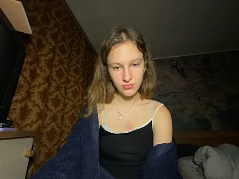 Eva Angel3 online show from December 18, 2025, 4:22 pm