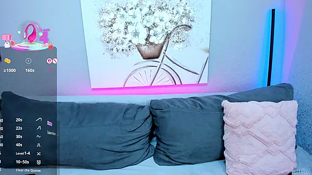 Snapshot of MelodyHudson chatting on November 16, 2025, 10:35 pm MelodyHudson online show from November 16, 2025, 10:35 pm