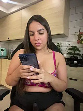 Snapshot of brazilianbbinuk chatting on November 18, 2025, 10:45 pm brazilianbbinuk online show from November 18, 2025, 10:45 pm