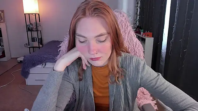 Snapshot of ReddHotPipper chatting on February 27, 2026, 3:51 am ReddHotPipper online show from February 27, 2026, 3:51 am