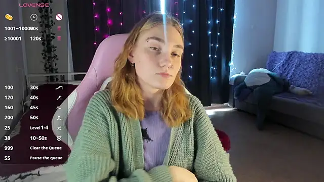 ReddHotPipper online show from March 11, 2025, 5:02 am